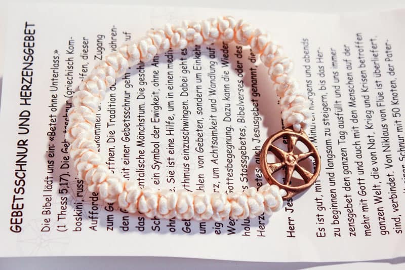 Gebetsschnur Weiss Chf 20.00img 2923 1.jpg